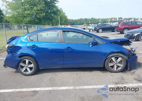 2018 Kia Forte Lx z USA, uszkodzony, nr VIN 3KPFL4A79JE242170